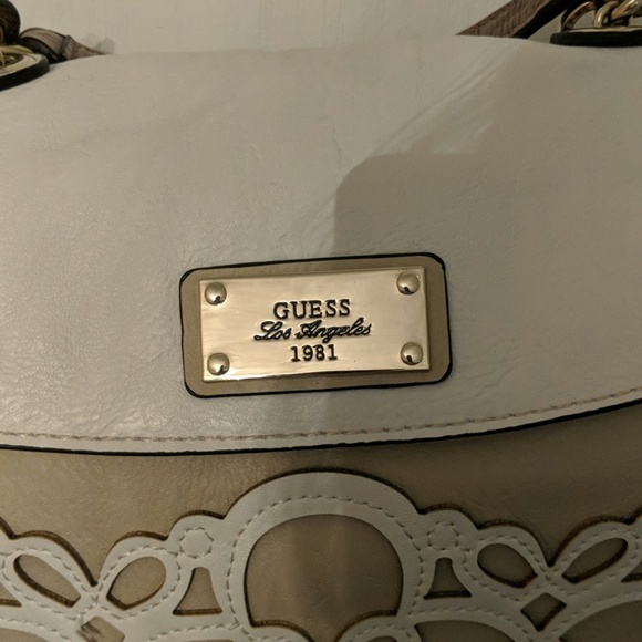 Purse - Picture 3 of 4